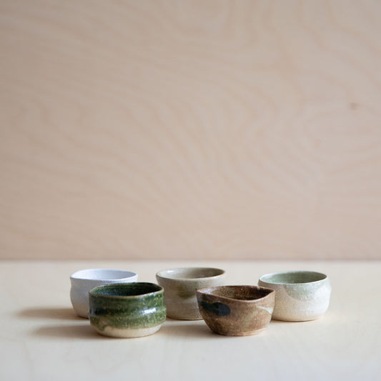 5 Sake Cups in Wooden Box - Rouge