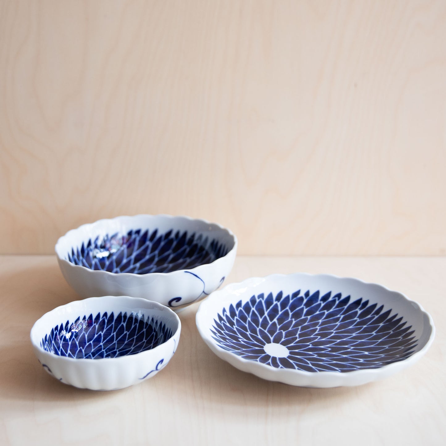 Scallop Rim Bowl Large with Blue Chrysanthemum Flowers