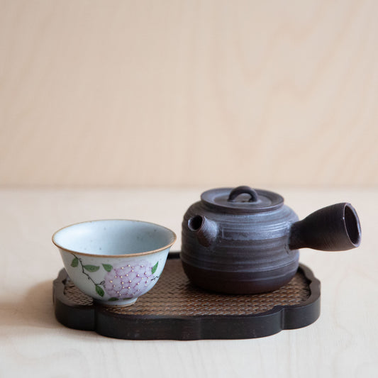 Hand Painted Small Teacup from Jingdezhen 05 - hydrangea