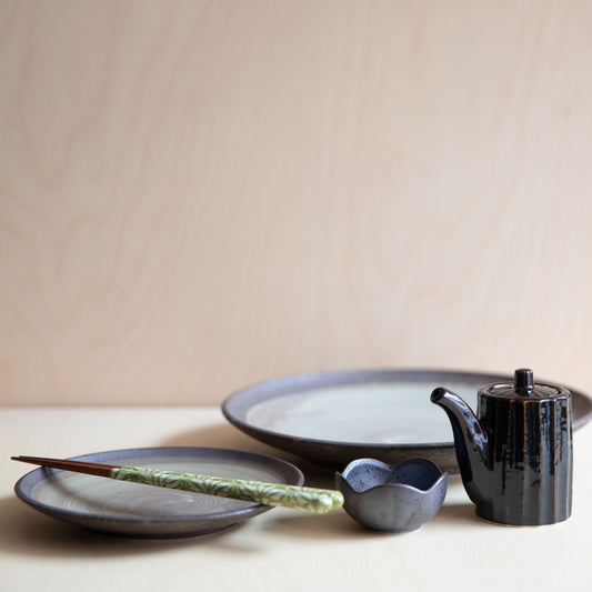 Dark Brown Faceted Soy-Pot