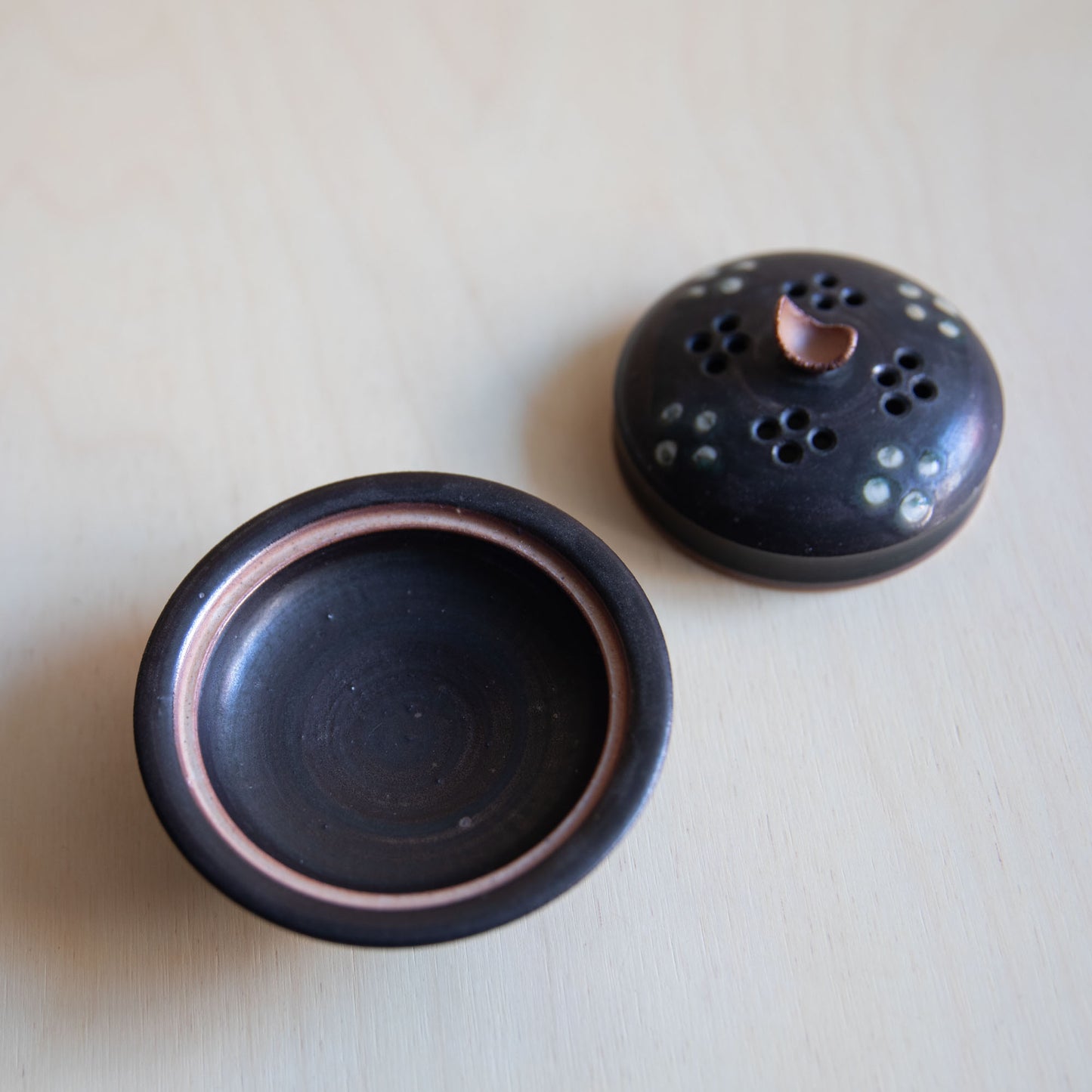 Brown Ceramic Cone Incense Holder 01 Wang Xinghua