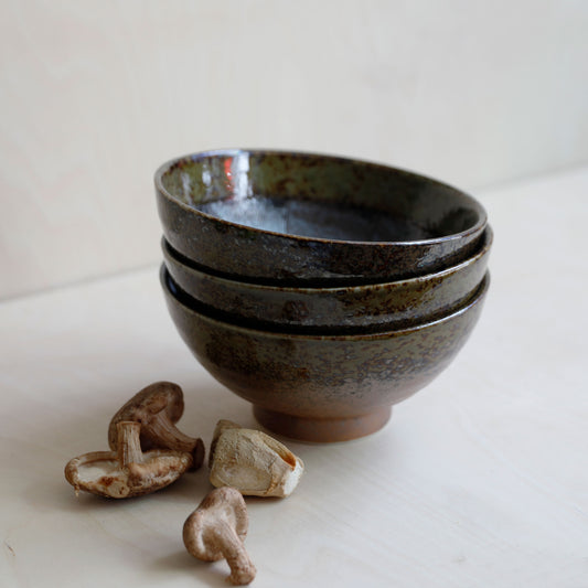 Green and Brown Glaze Japanese Noodle Bowl