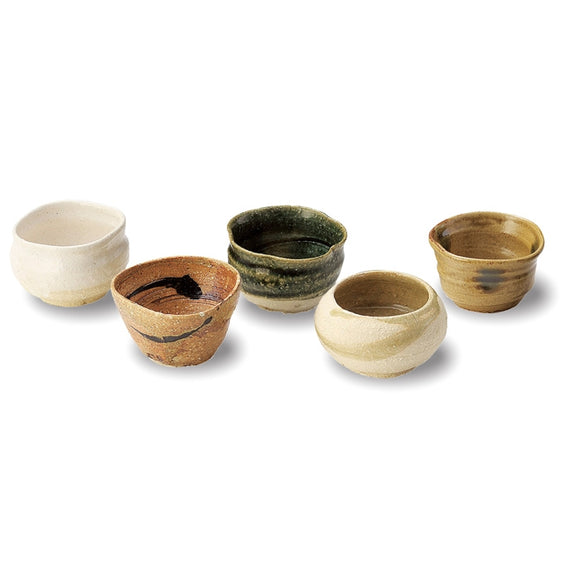 5 Sake cups in wooden box