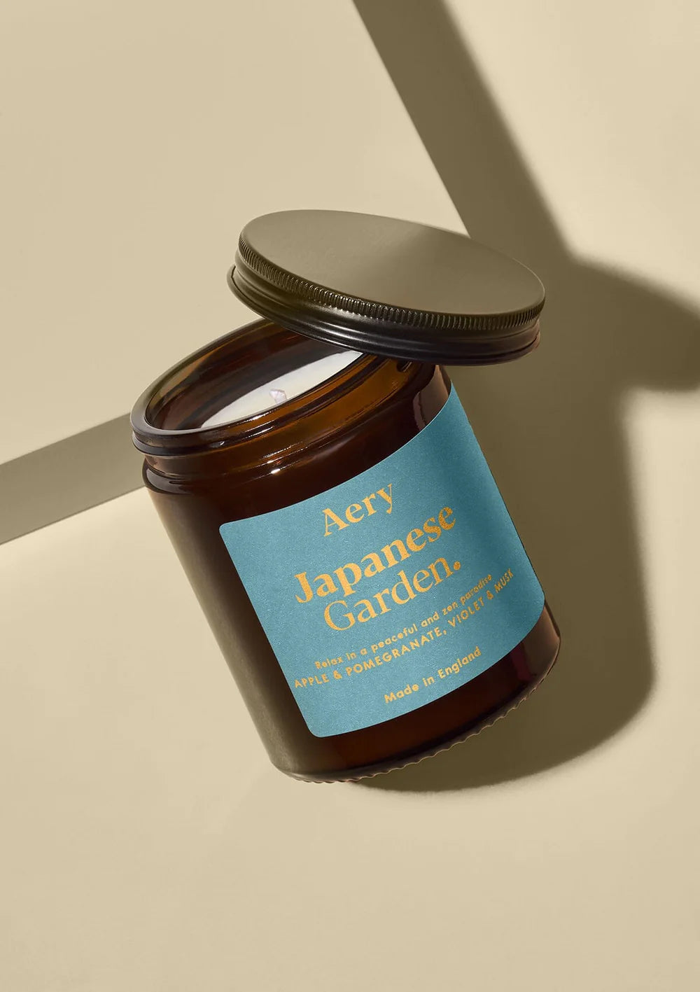 japanese garden candle - apple and pomegranate, violet and musk