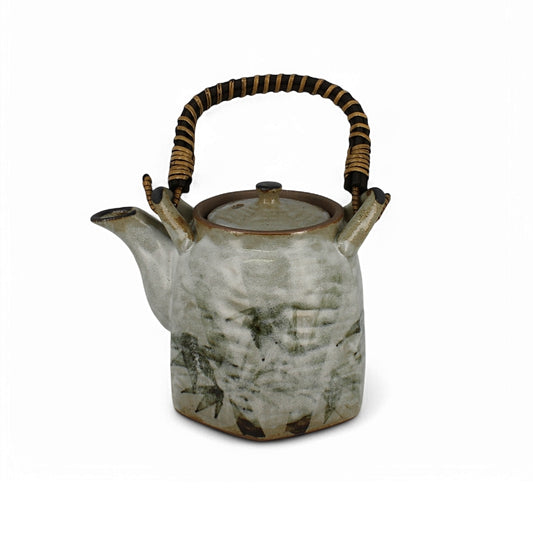 White Glazed Hexagone Bamboo Teapot