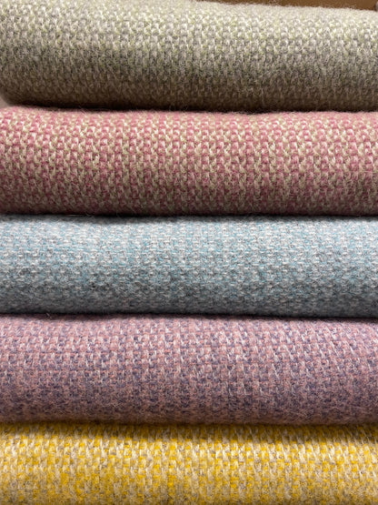 Lifestyle Illusion Throw - Green & Grey