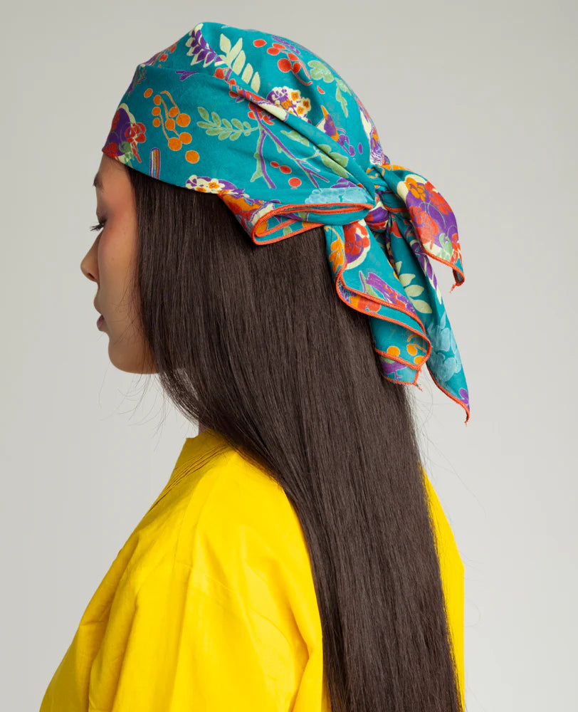 Les Touristes Square Scarf - Birdy Teal