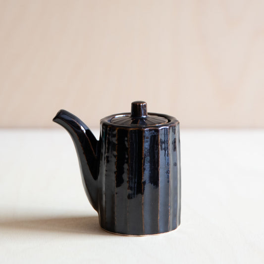 Dark Brown Faceted Soy-Pot