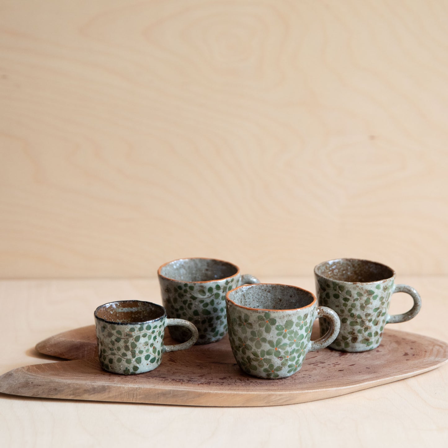 Course Clay Cups with Green Flowers 01 by Zhang Min