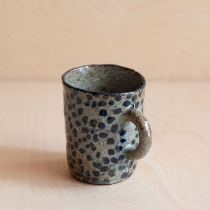 Course Clay Teacup with Blue Ivy 01 by Zhang Min