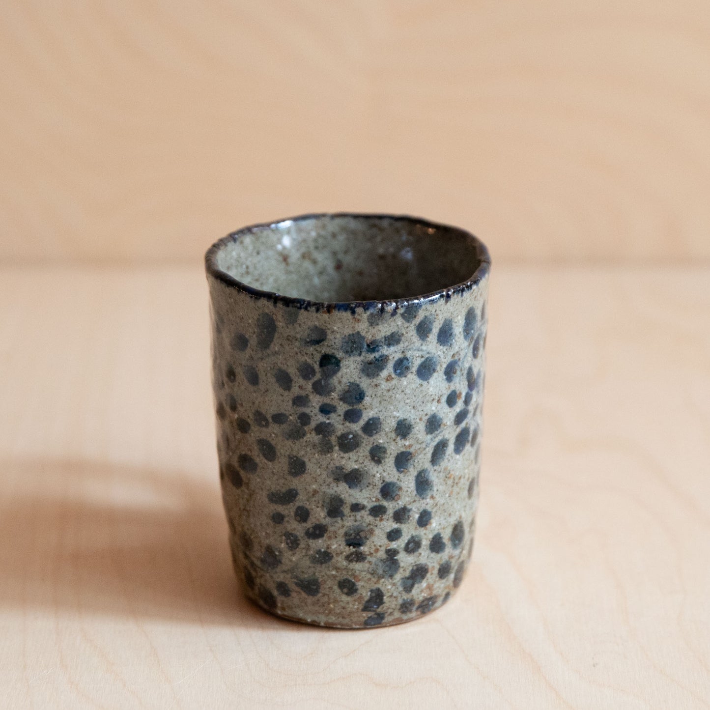 Course Clay Teacup with Blue Ivy 01 by Zhang Min