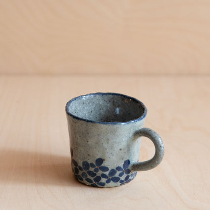 Course Clay Teacup with Blue Ivy 02 by Zhang Min