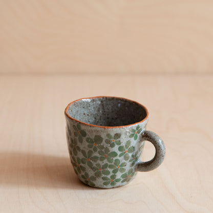 Course Clay Cups with Green Flowers 01 by Zhang Min