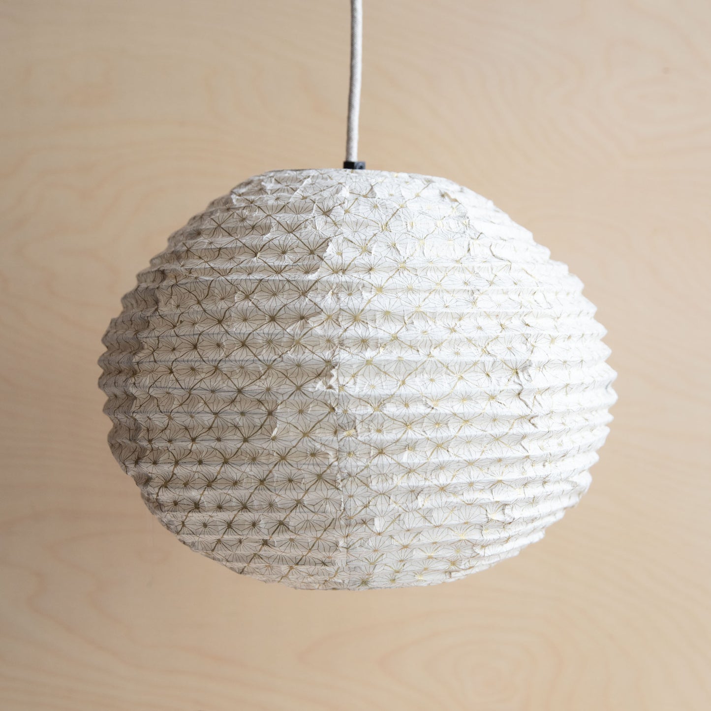 Lokta paper lampshade - Gold Japanese star