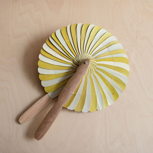 Palm leaf fan - Yellow and white