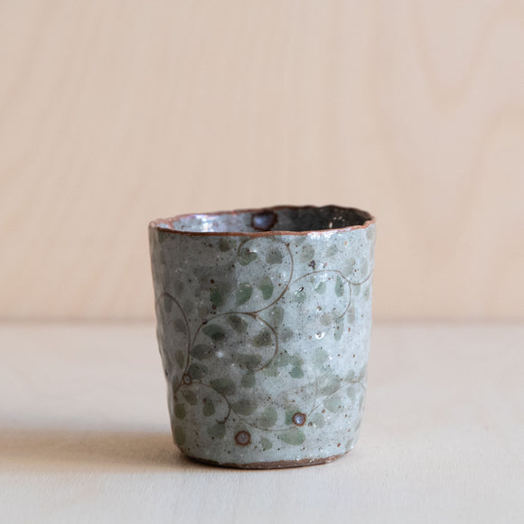 Course Clay Cups with Ivy 01 by Zhang Min