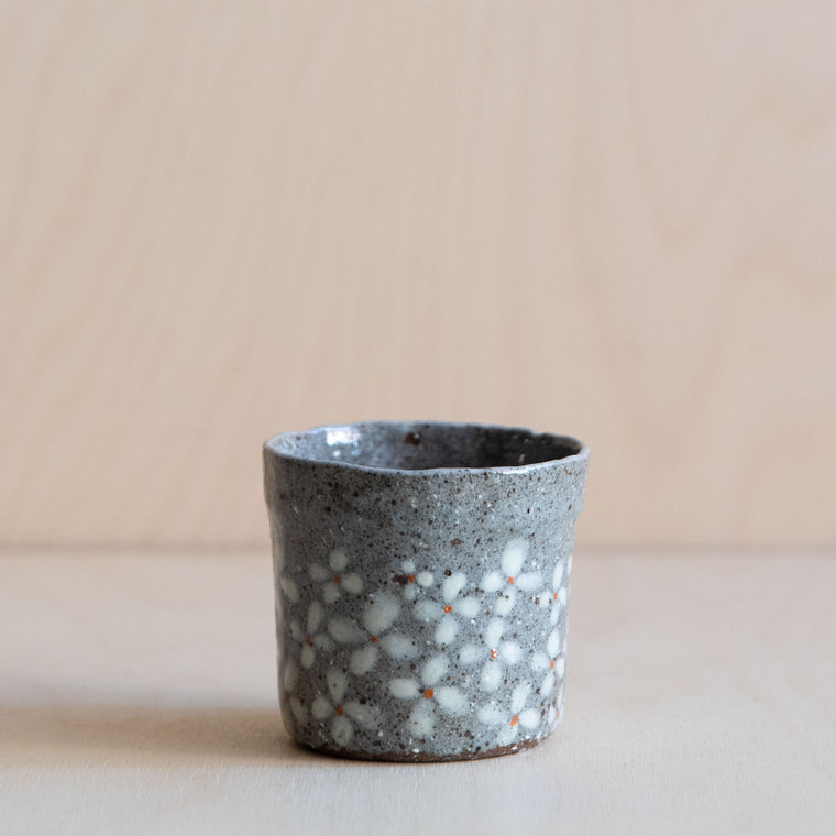 Course Clay Cups with Flowers 02 by Zhang Min