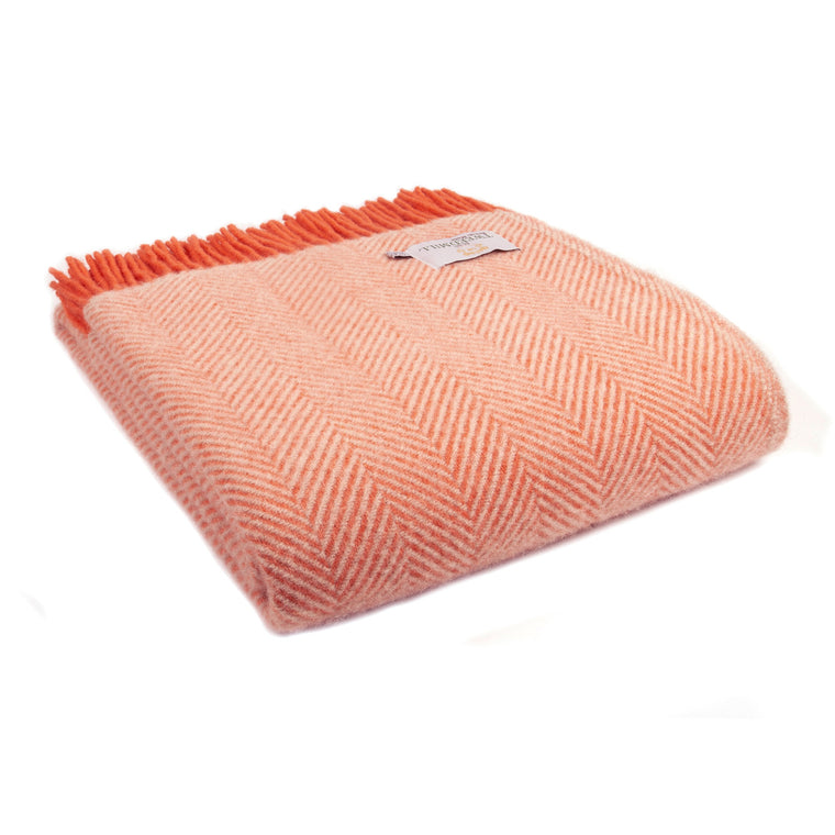 Lifestyle Herringbone Weave Blanket -Flamingo & Pearl