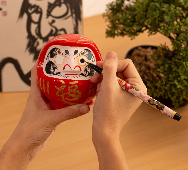 Large Red Traditional Daruma - Good Fortune
