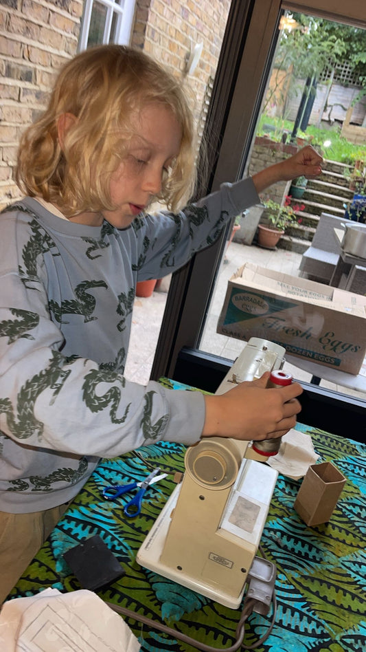 Kids Sewing & Stitch Workshop: Apron & Wall Hanging 5 weeks Course - Rouge