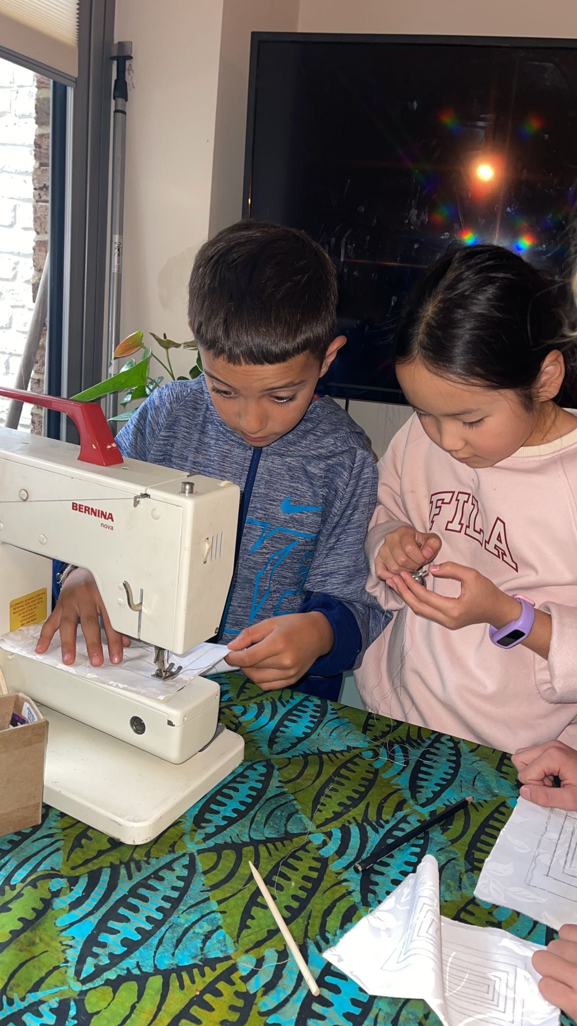 Kids Sewing & Stitch Workshop: Apron & Wall Hanging 5 weeks Course - Rouge