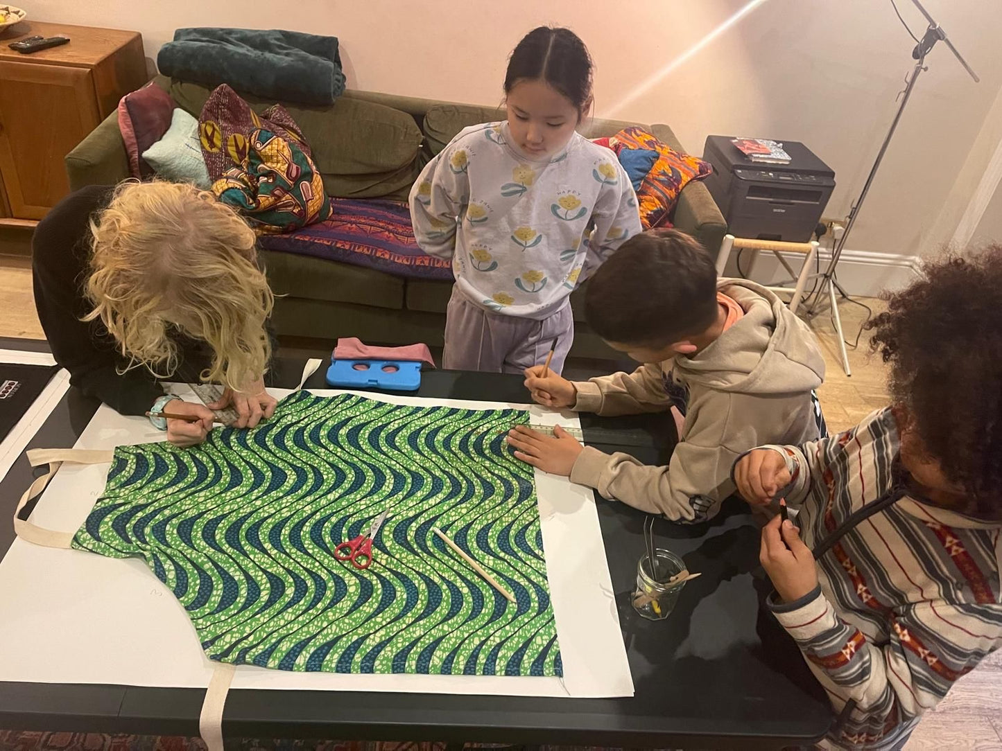 Kids Sewing & Stitch Workshop: Apron & Wall Hanging 5 weeks Course - Rouge