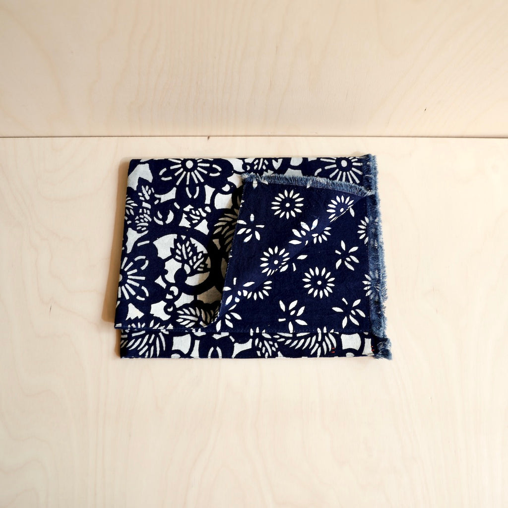Table Place Mat with Indigo Blue & White Floral Patterns