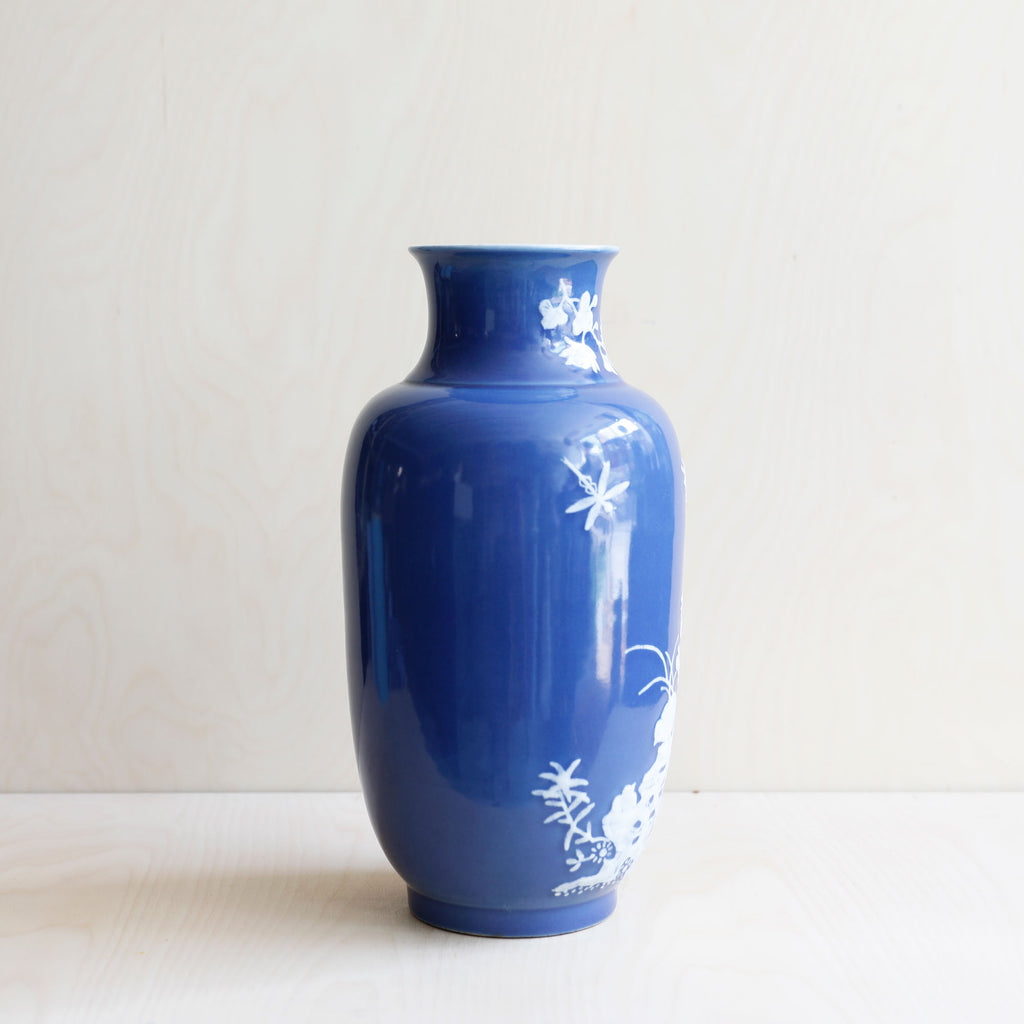 Large Blue Vase with Raised White Bird and Flower Motif