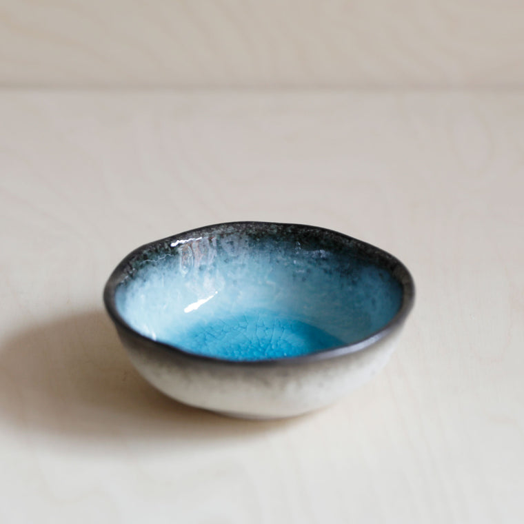 Turquoise Crackle Glass Glaze Dish – Medium