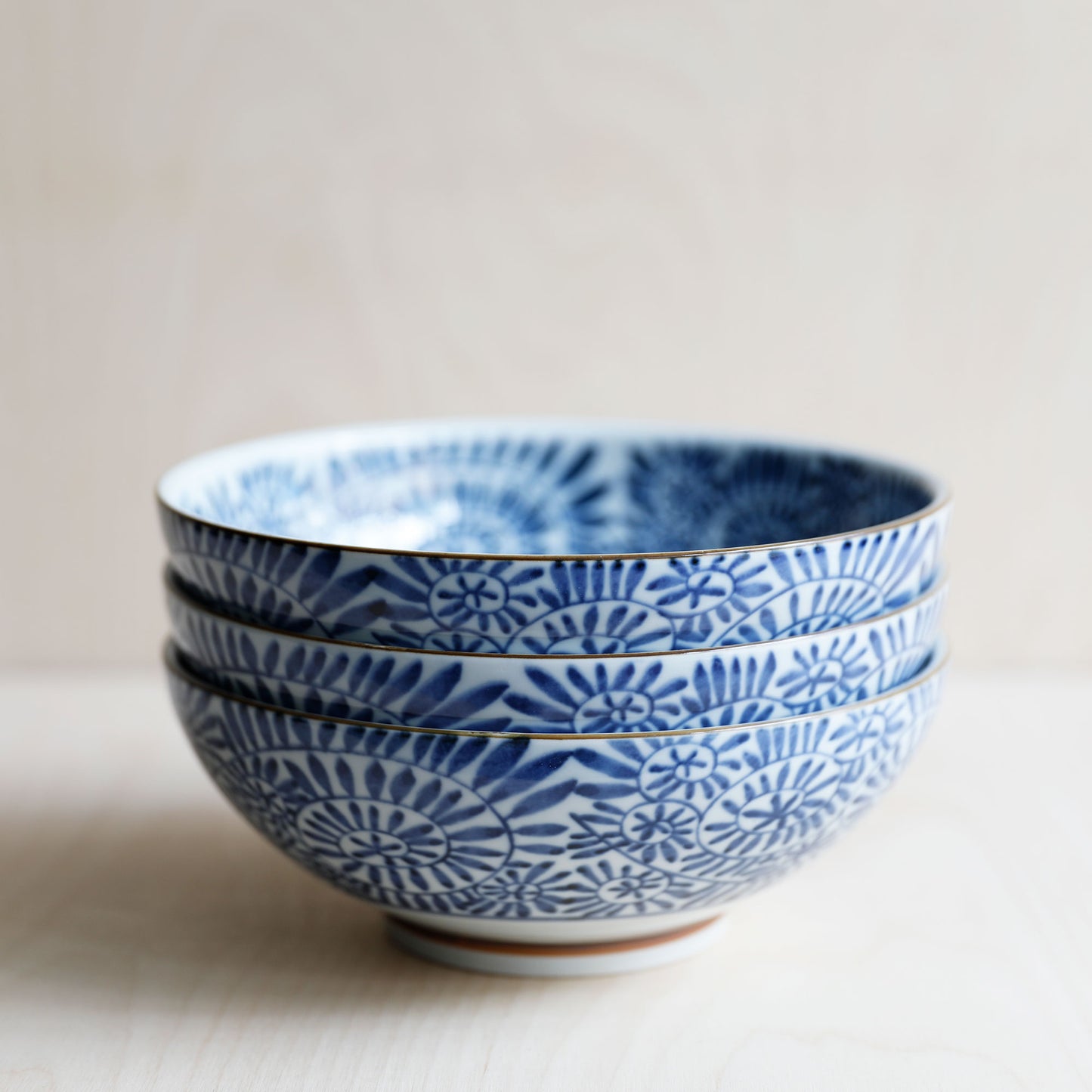 Arabesque Pattern Ceramic Salad Bowl