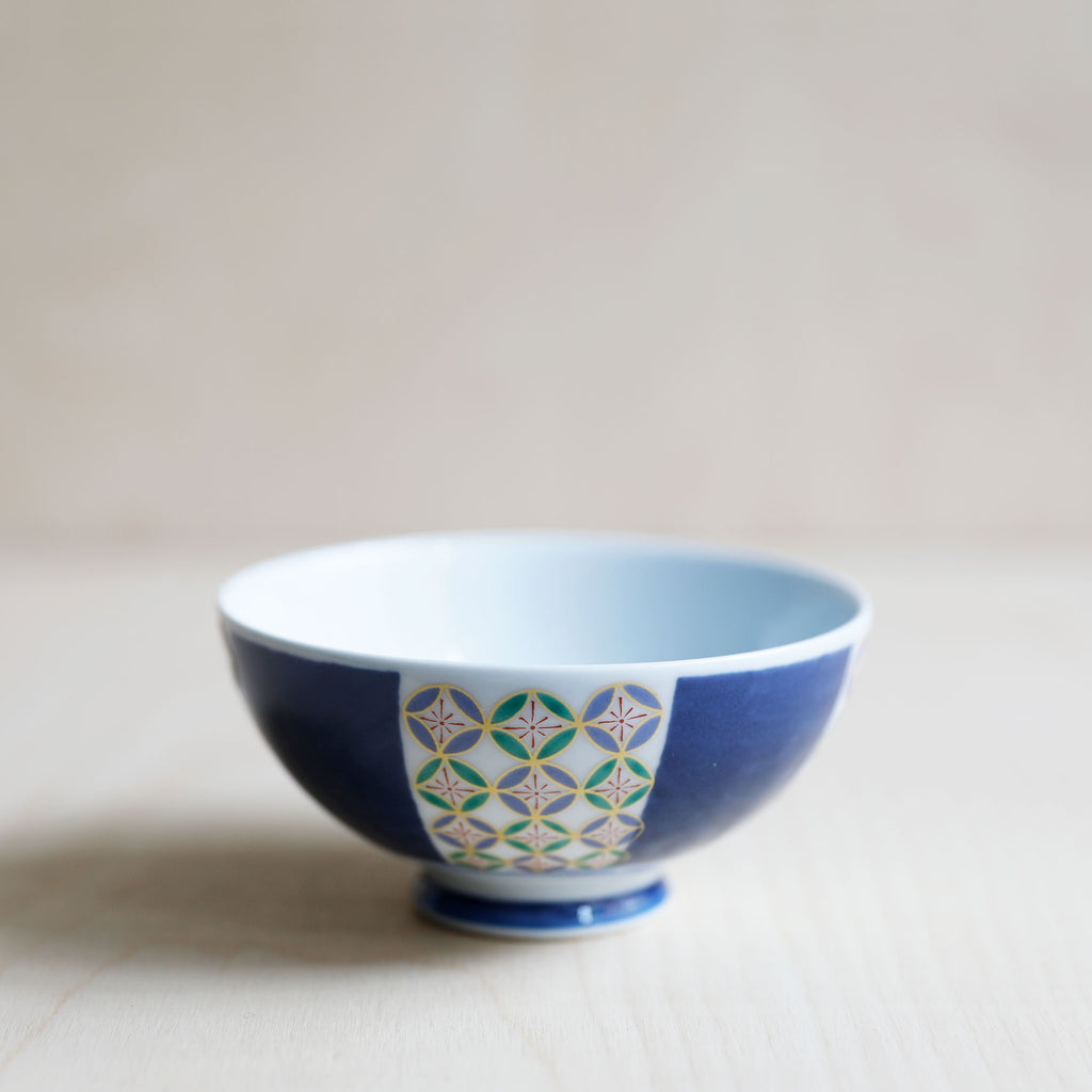 Japanese midnight blue and white bowl pattern no.4