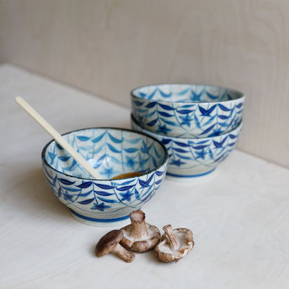 Japanese Stoneware Bowl Kikyo Pattern