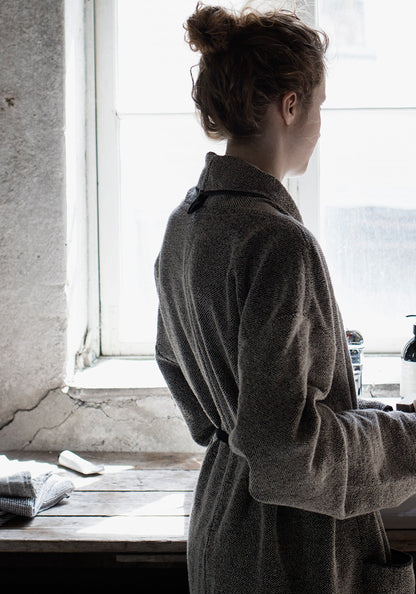 Washed Linen-Terry Bath Robe in Black