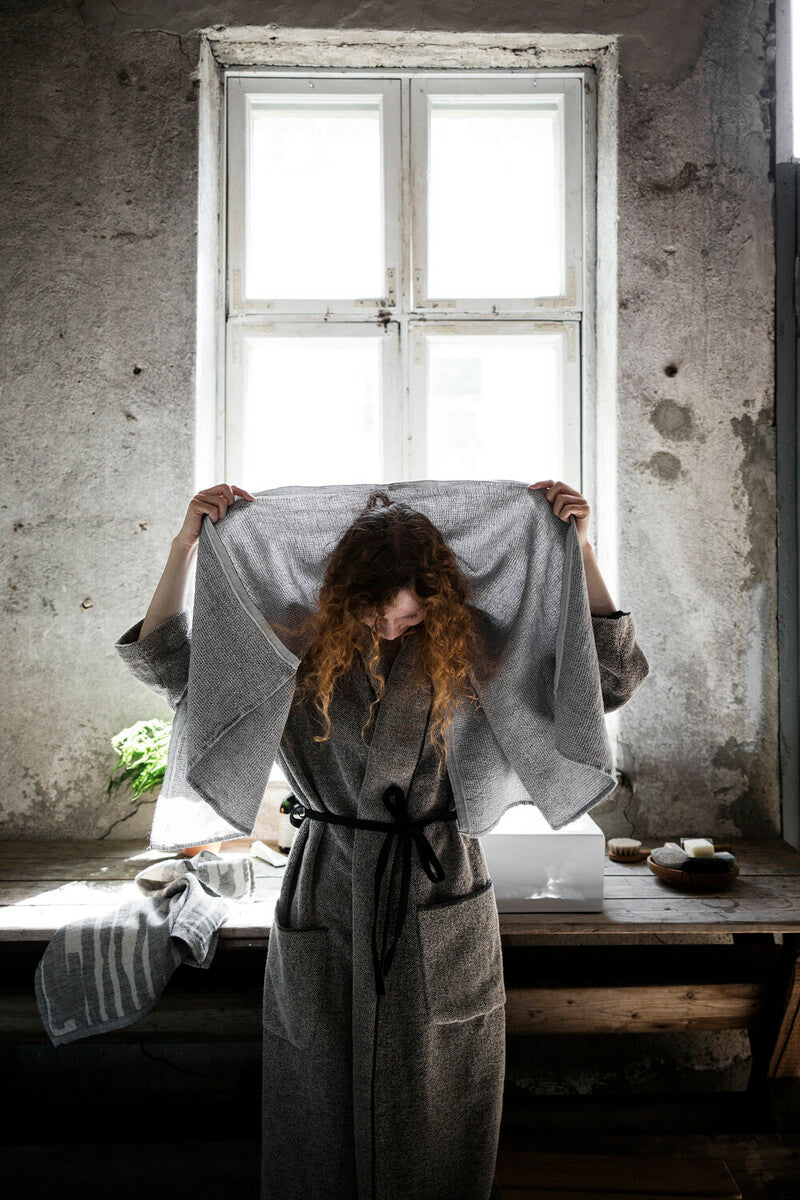 Washed Linen-Terry Bath Robe in Black